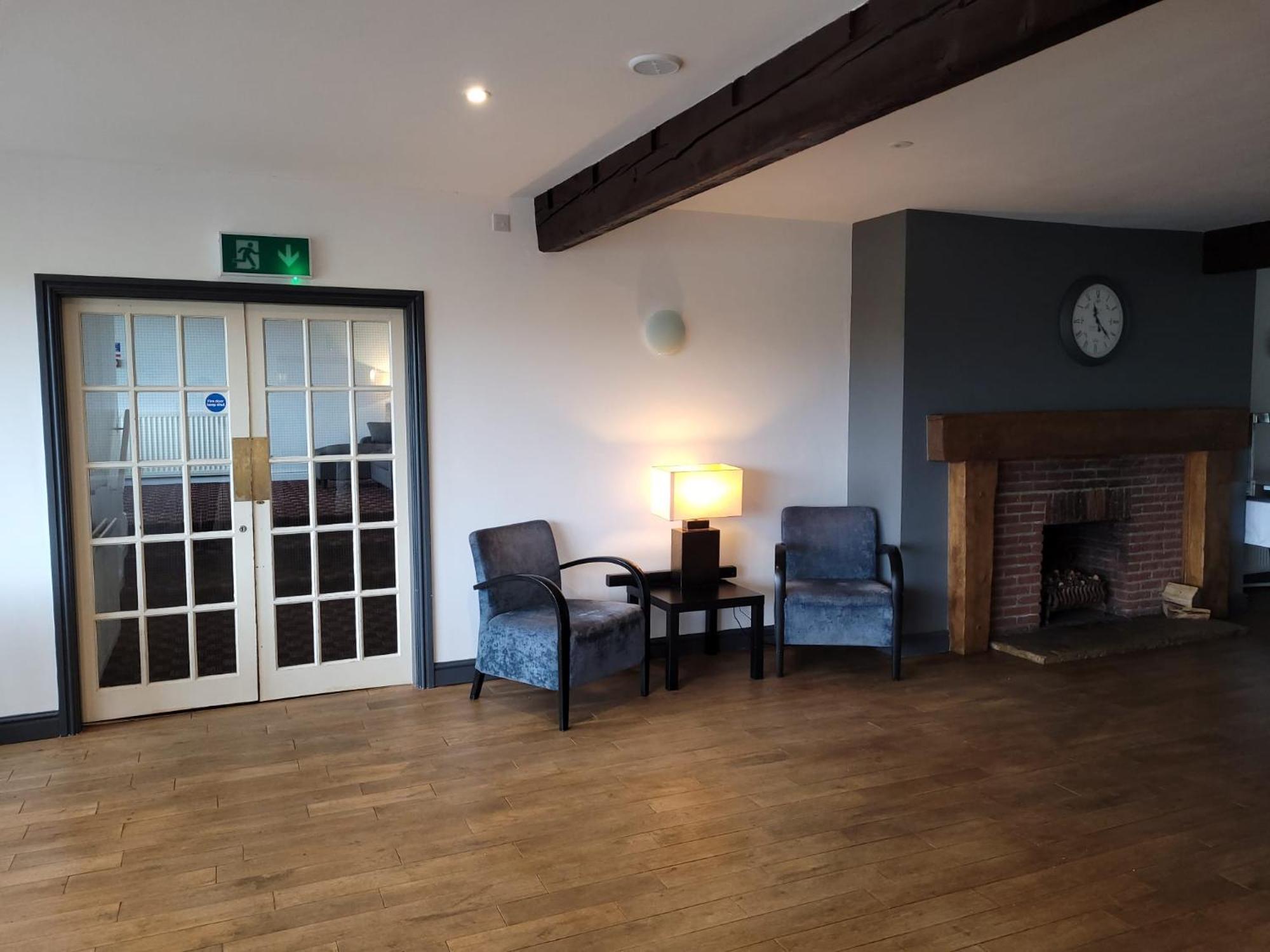 The White Horse Lodge Hotel ثيرسك المظهر الخارجي الصورة